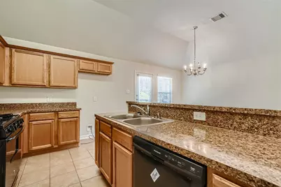 2000 Briar Grove Drive, Conroe, TX 77301 - Photo 6
