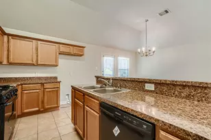 2000 Briar Grove Dr, Conroe, TX 77301 - Photo 6