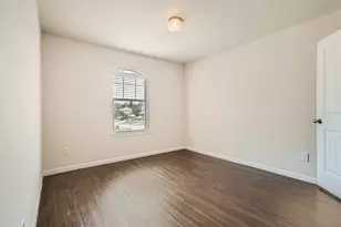 2000 Briar Grove Dr, Conroe, TX 77301 - Photo 14