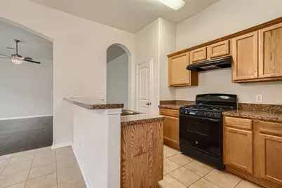 2000 Briar Grove Drive, Conroe, TX 77301 - Photo 8