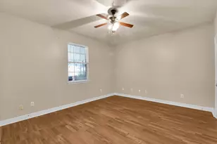 9822 El Chaco St, Baytown, TX 77521 - Photo 40