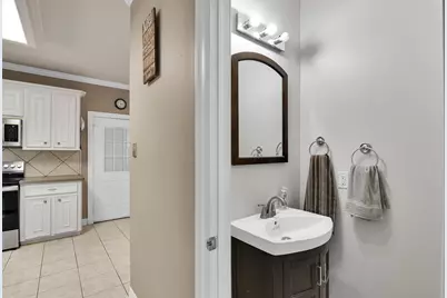 9822 El Chaco Street, Baytown, TX 77521 - Photo 8