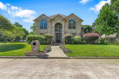 9822 El Chaco Street, Baytown, TX 77521 - Photo 2