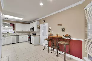 9822 El Chaco St, Baytown, TX 77521 - Photo 12