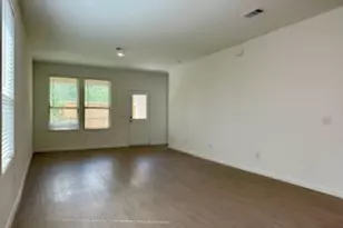 500 Kinglet Dr, Conroe, TX 77378 - Photo 6