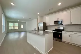 500 Kinglet Dr, Conroe, TX 77378 - Photo 4
