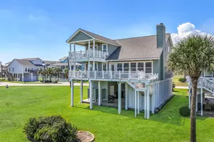 4107 Defender Ln, Galveston, TX 77554 - Photo 1