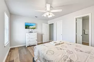 4107 Defender Ln, Galveston, TX 77554 - Photo 36