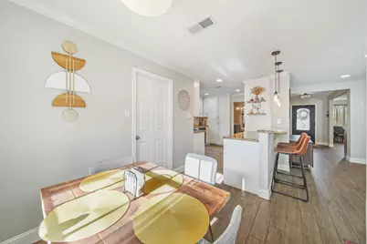 5919 Lattimer Drive, Houston, TX 77035 - Photo 18