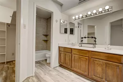 8020 Braesmain Drive #1806, Houston, TX 77025 - Photo 22