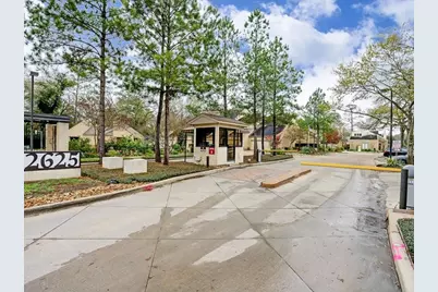 12625 Memorial Drive #109, Houston, TX 77024 - Photo 28