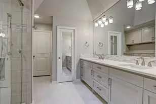 12625 Memorial Dr, Houston, TX 77024 - Photo 20