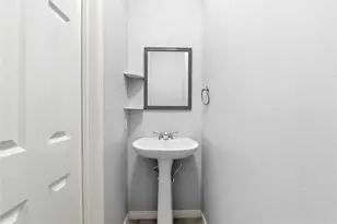 1314 W Webster St, Houston, TX 77019 - Photo 32