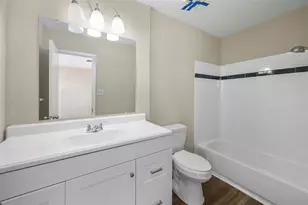 7236 Crownwest St, Houston, TX 77072 - Photo 16