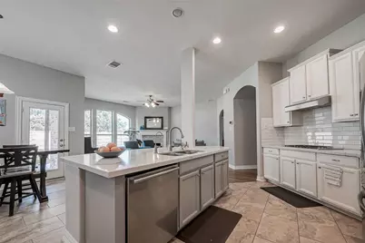 28314 Calaveras Lake Drive, Spring, TX 77386 - Photo 2