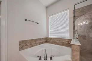 28314 Calaveras Lake Dr, Spring, TX 77386 - Photo 24