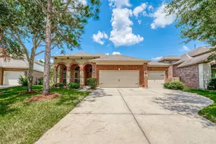 28314 Calaveras Lake Dr, Spring, TX 77386 - Photo 2