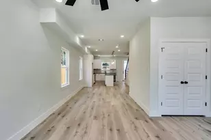 5610 Kittridge St, Houston, TX 77028 - Photo 12