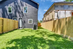 5610 Kittridge St, Houston, TX 77028 - Photo 22