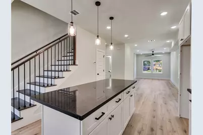 5610 Kittridge Street, Houston, TX 77028 - Photo 6