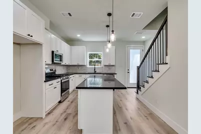 5610 Kittridge Street, Houston, TX 77028 - Photo 8