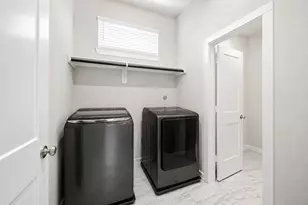 10255 Bayou Oaks Dr, Conroe, TX 77385 - Photo 12