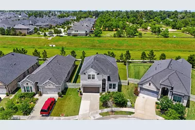 10255 Bayou Oaks Drive, Conroe, TX 77385 - Photo 28