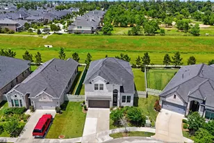 10255 Bayou Oaks Dr, Conroe, TX 77385 - Photo 28