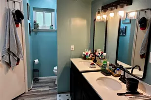 2 Sarita Rd, Angleton, TX 77515 - Photo 10