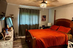 2 Sarita Rd, Angleton, TX 77515 - Photo 8