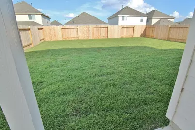 5942 Dawn Misty, Houston, TX 77048 - Photo 2