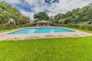727 Bunker Hill Rd, Houston, TX 77024 - Photo 8