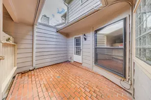 727 Bunker Hill Rd, Houston, TX 77024 - Photo 32