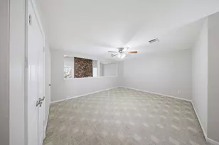 727 Bunker Hill Rd, Houston, TX 77024 - Photo 24