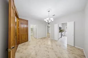 727 Bunker Hill Rd, Houston, TX 77024 - Photo 14