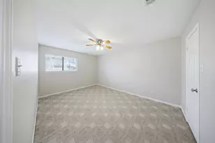 727 Bunker Hill Rd, Houston, TX 77024 - Photo 28