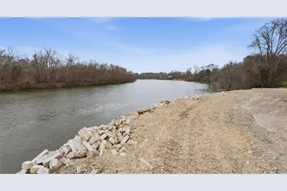 370 County Road 1333, Liberty, TX 77575 - Photo 6