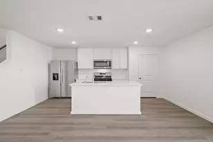 2301 Perdido Bay Ln, Sealy, TX 77474 - Photo 8