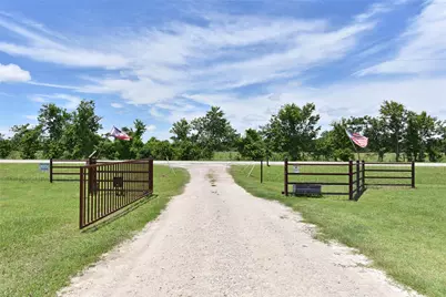 406 County Road 100, Boling, TX 77420 - Photo 2