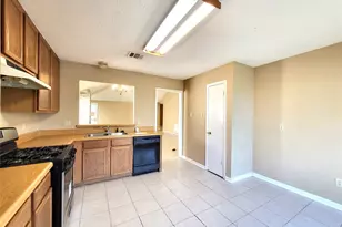 16026 Barbarossa Dr, Houston, TX 77083 - Photo 10