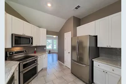 5919 Central Falls Drive, Houston, TX 77041 - Photo 12