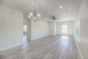 277 Vicksburg Ln, Livingston, TX 77351 - Photo 8