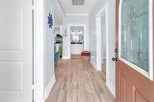 1413 Ursuline St, Galveston, TX 77550 - Photo 4