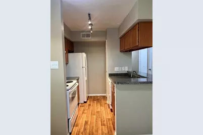 18511 Egret Bay Boulevard #312, Webster, TX 77058 - Photo 12