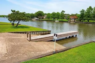 18511 Egret Bay Blvd, Webster, TX 77058 - Photo 16