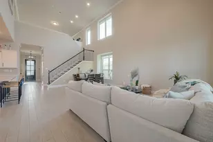 6410 Tiburon Lakes Dr, Katy, TX 77493 - Photo 14