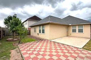 8923 Willow Wind Ln, Houston, TX 77083 - Photo 38