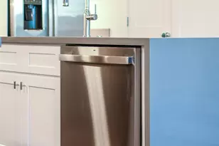 7607 Victory Reserve St, Houston, TX 77088 - Photo 14