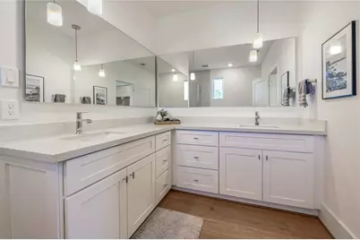 7607 Victory Reserve Street, Houston, TX 77088 - Photo 32