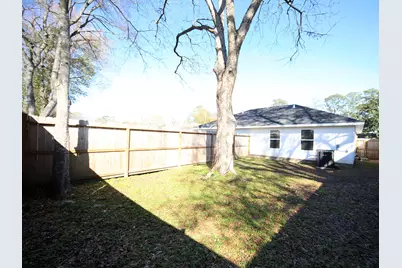 6709 Greenhurst Street #B, Houston, TX 77091 - Photo 8